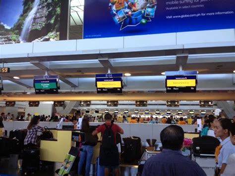 cathay pacific manila terminal